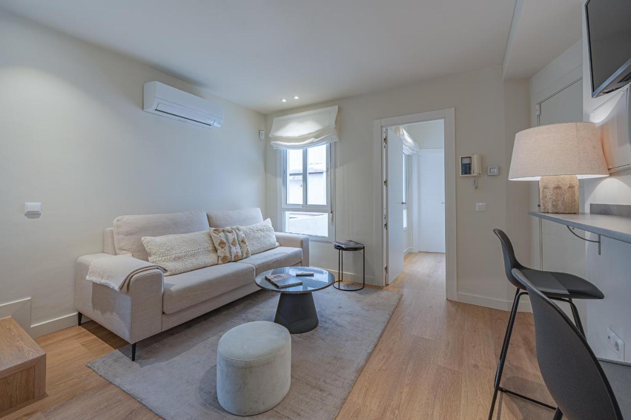 Apartment In The Heart Of The Historic Center มาลากา ภายนอก รูปภาพ